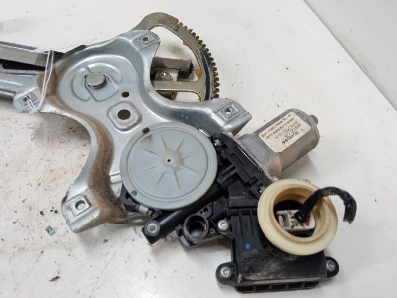 Recambio de elevalunas electrico delantero izquierdo para toyota yaris (_p9_) 1.4 d-4d (nlp90_) referencia OEM IAM 983712100  