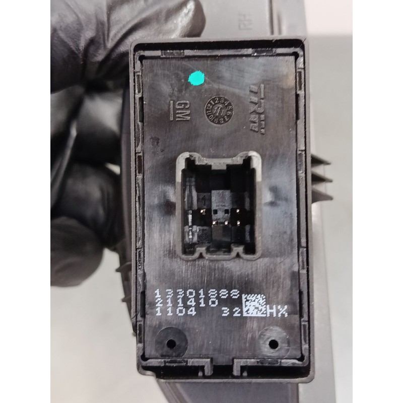 Recambio de mando elevalunas trasero derecho para opel astra j (p10) 1.4 turbo (68) referencia OEM IAM   