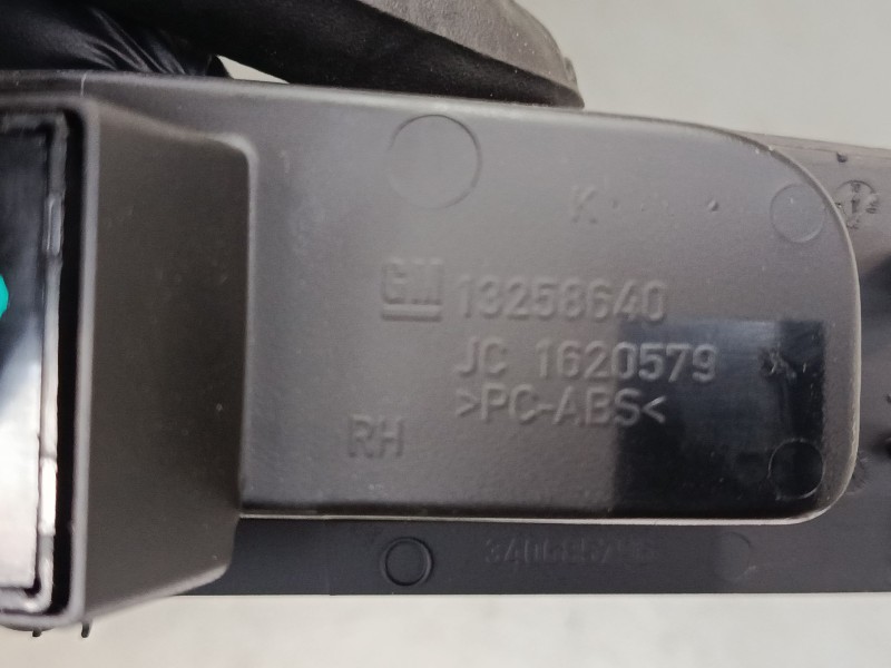 Recambio de mando elevalunas trasero derecho para opel astra j (p10) 1.4 turbo (68) referencia OEM IAM   