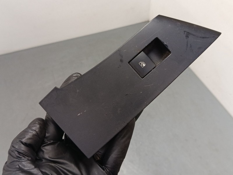 Recambio de mando elevalunas delantero derecho para opel astra j (p10) 1.7 cdti (68) referencia OEM IAM   