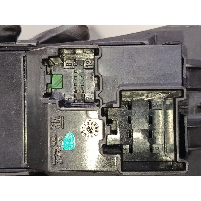 Recambio de mando elevalunas delantero derecho para opel astra j (p10) 1.7 cdti (68) referencia OEM IAM   