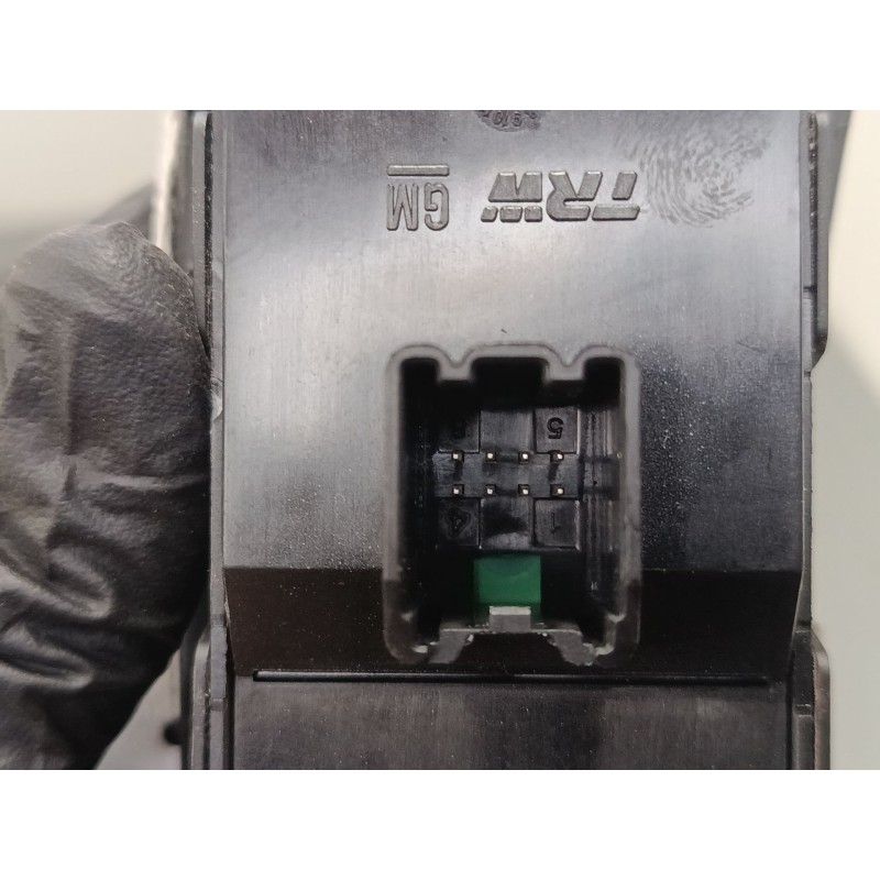 Recambio de mando elevalunas delantero izquierdo para opel astra j (p10) 1.7 cdti (68) referencia OEM IAM   