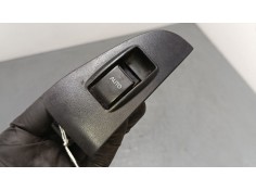 Recambio de mando elevalunas trasero derecho para toyota avensis (_t25_) 1.8 (zzt251_) referencia OEM IAM   