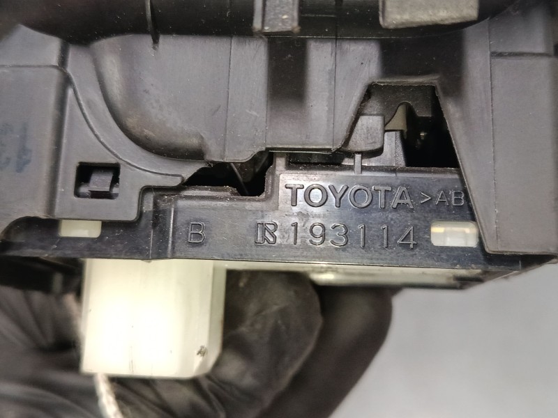 Recambio de mando elevalunas delantero izquierdo para toyota aygo (_b4_) 1.0 (kgb40) referencia OEM IAM CZ114-0662A  