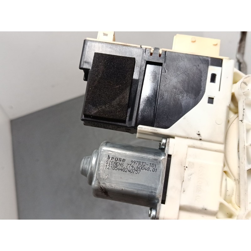 Recambio de elevalunas electrico delantero izquierdo para citroën c4 i (lc_) 1.6 hdi referencia OEM IAM 503620100206  
