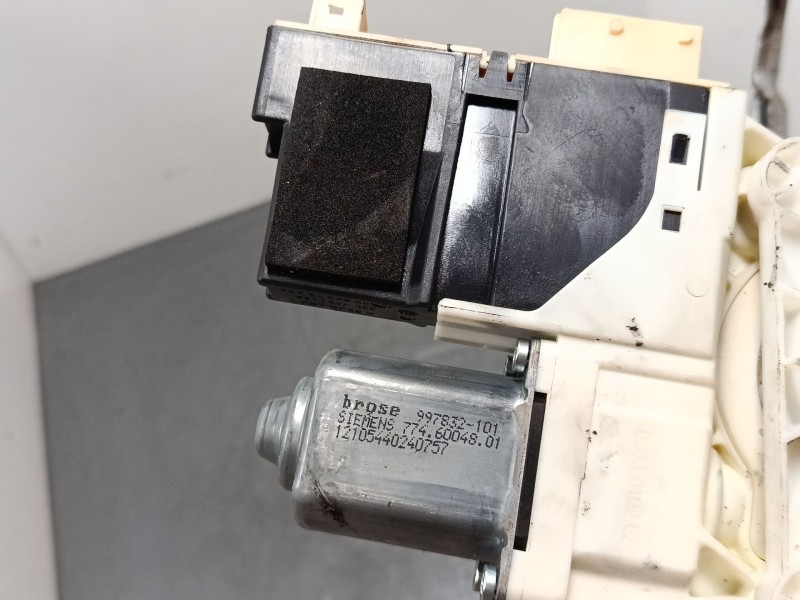 Recambio de elevalunas electrico delantero izquierdo para citroën c4 i (lc_) 1.6 hdi referencia OEM IAM 503620100206  