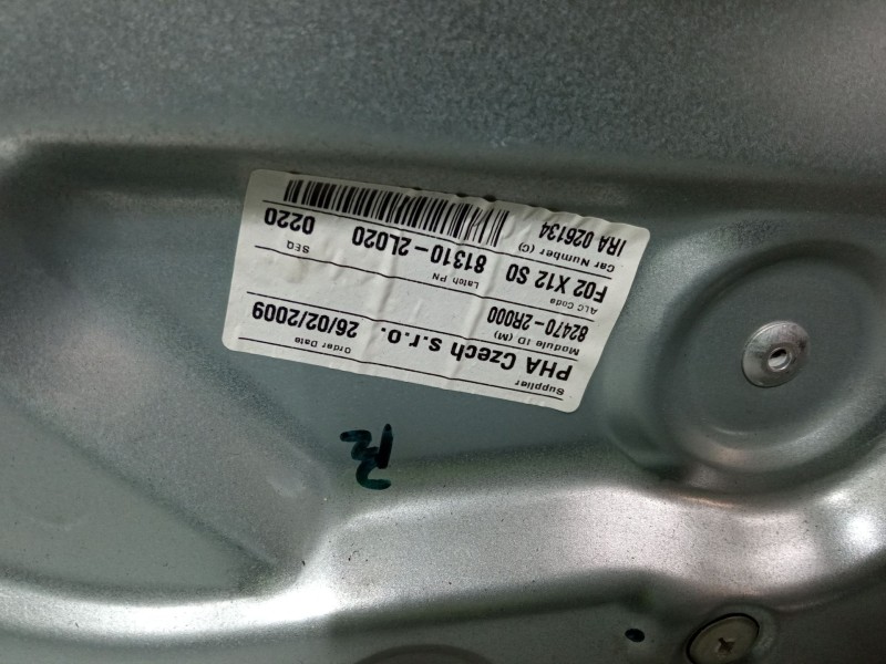 Recambio de elevalunas electrico delantero izquierdo para hyundai i30 (fd) 1.4 referencia OEM IAM 824702R000 813102L020 