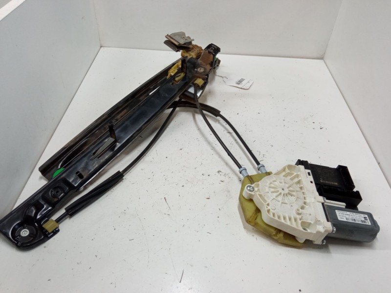 Recambio de elevalunas electrico delantero izquierdo para seat leon (1p1) 1.4 16v referencia OEM IAM 1T0959701K  