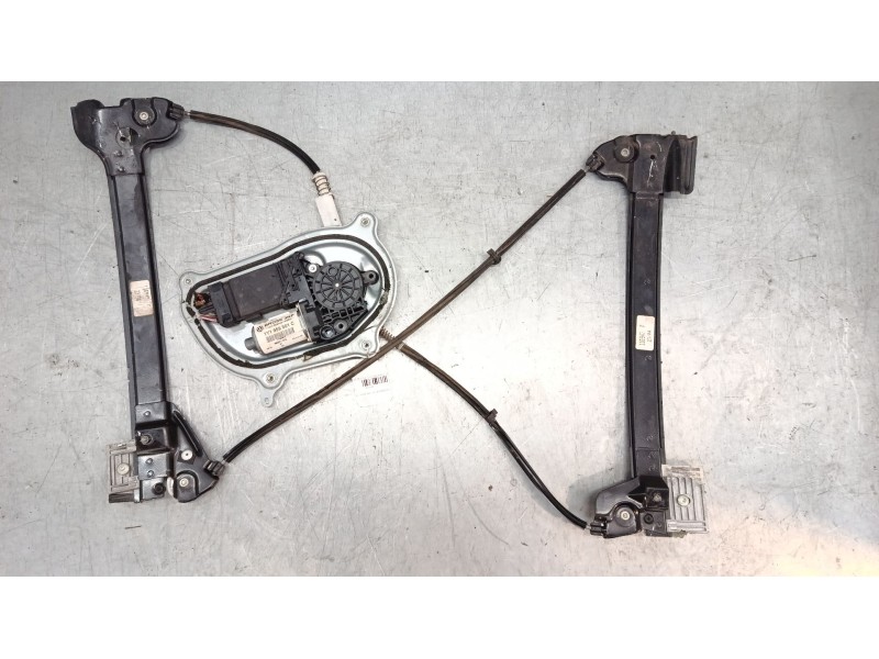 Recambio de elevalunas electrico delantero izquierdo para volkswagen new beetle descapotable (1y7) 2.0 referencia OEM IAM 992807