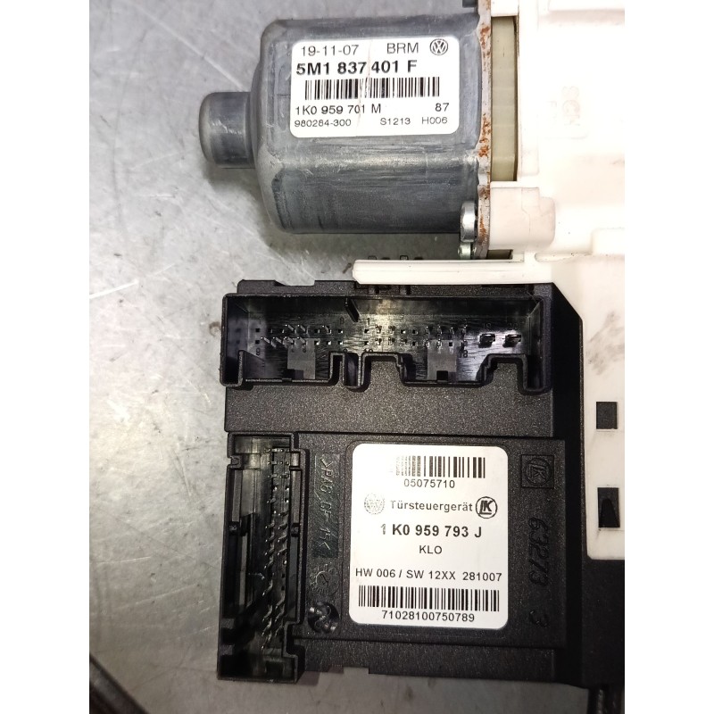 Recambio de elevalunas electrico delantero izquierdo para volkswagen golf plus v (5m1, 521) 1.9 tdi referencia OEM IAM 5M1837401