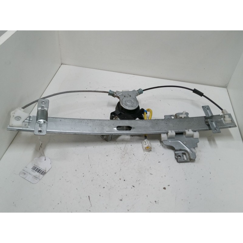 Recambio de elevalunas electrico delantero izquierdo para opel frontera b (u99) 2.2 dti (6b_66, 6b_76) referencia OEM IAM   