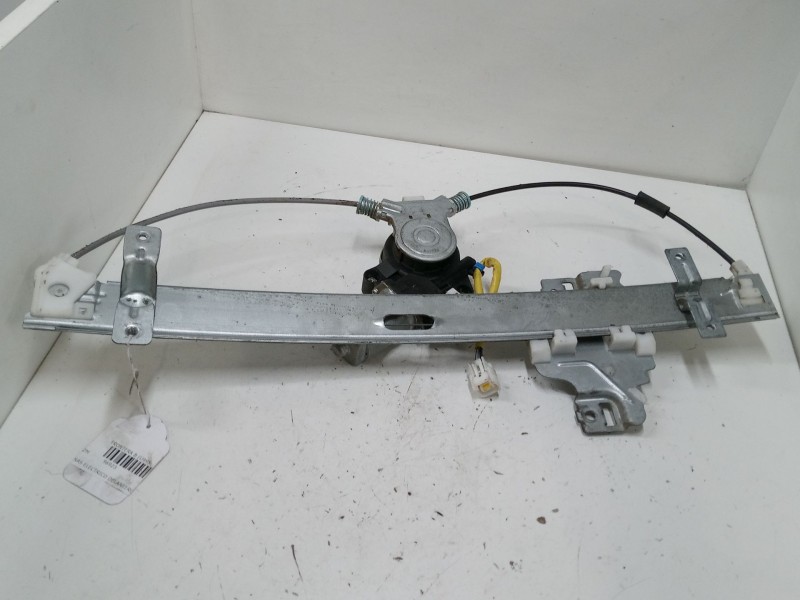 Recambio de elevalunas electrico delantero izquierdo para opel frontera b (u99) 2.2 dti (6b_66, 6b_76) referencia OEM IAM   
