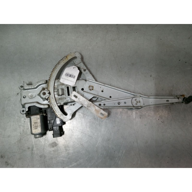 Recambio de elevalunas electrico izquierdo 3p para opel corsa c (x01) 1.3 cdti (f08, f68) referencia OEM IAM GM13173073  
