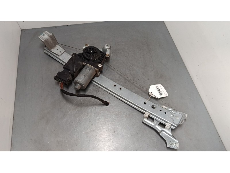 Recambio de elevalunas electrico trasero derecho para mercedes-benz clase a (w168) a 160 (168.033, 168.133) referencia OEM IAM 1