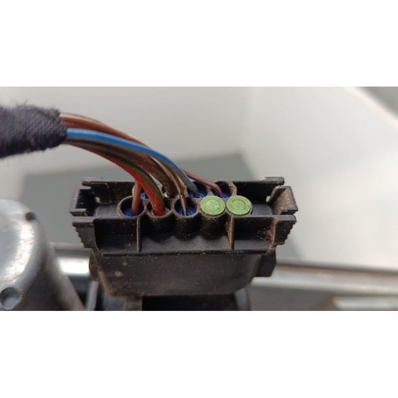 Recambio de elevalunas electrico trasero derecho para mercedes-benz clase a (w168) a 160 (168.033, 168.133) referencia OEM IAM 1