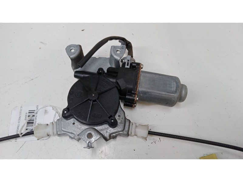 Recambio de elevalunas electrico trasero derecho para nissan primera hatchback (p12) 1.6 referencia OEM IAM 400600  