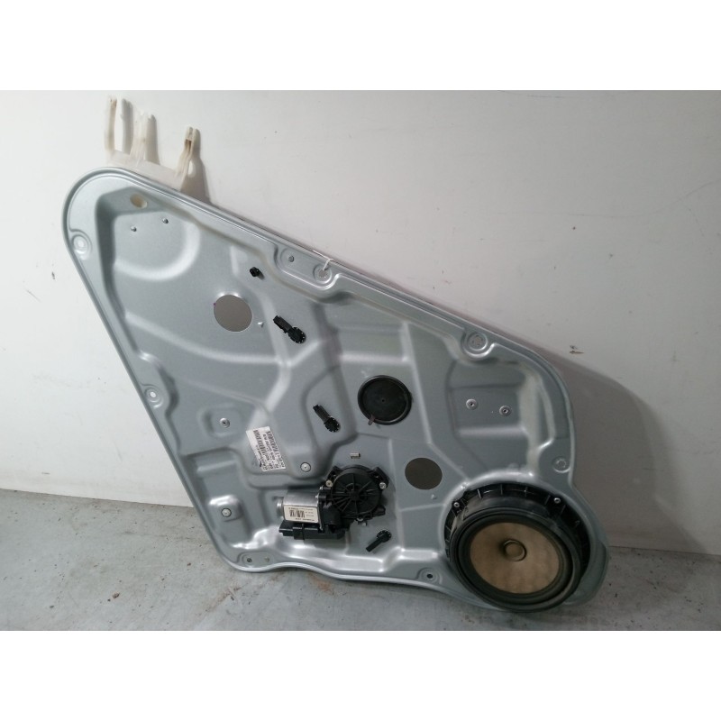 Recambio de elevalunas electrico trasero derecho para kia cee´d sw (ed) 2.0 crdi 140 referencia OEM IAM 834801H020  