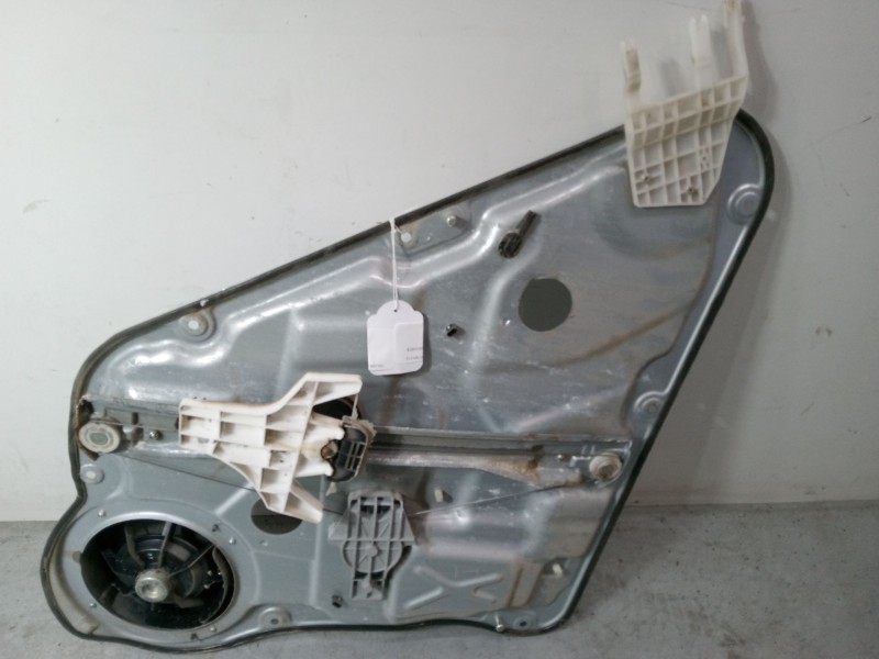 Recambio de elevalunas electrico trasero derecho para kia cee´d sw (ed) 2.0 crdi 140 referencia OEM IAM 834801H020  