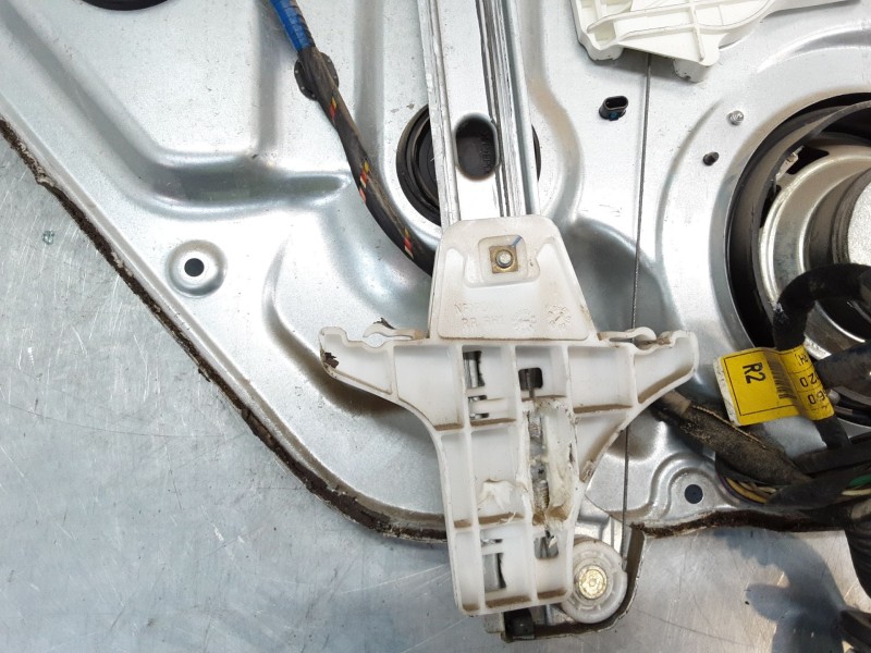 Recambio de elevalunas electrico trasero derecho para hyundai sonata v (nf) 2.0 crdi referencia OEM IAM 400898  