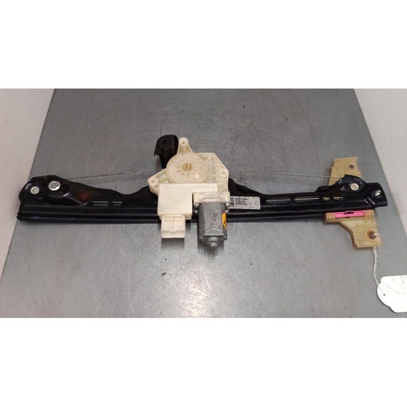 Recambio de elevalunas electrico trasero derecho para citroën c4 picasso ii 1.6 hdi 90 referencia OEM IAM 9676172380  
