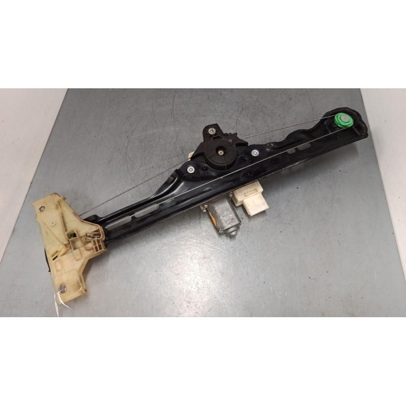 Recambio de elevalunas electrico trasero derecho para citroën c4 picasso ii 1.6 hdi 90 referencia OEM IAM 9676172380  