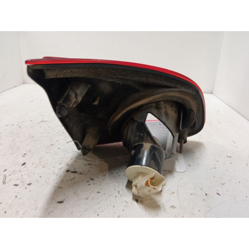 Recambio de piloto trasero porton derecho para nissan qashqai i (j10, nj10) 1.5 dci referencia OEM IAM 89503209  