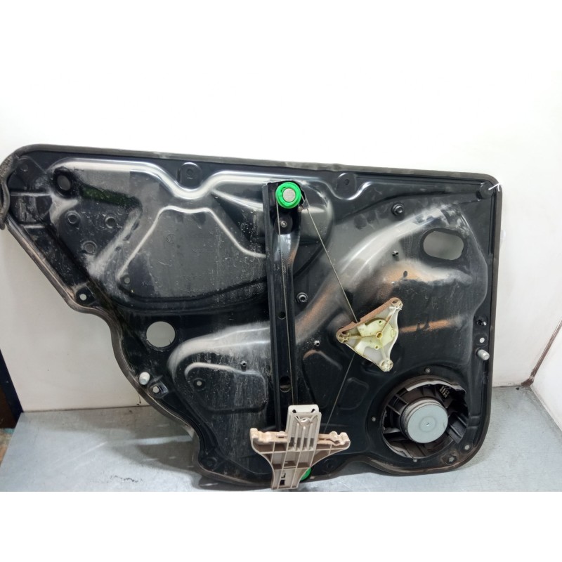 Recambio de elevalunas electrico trasero derecho para volkswagen passat b6 (3c2) 2.0 tdi 16v referencia OEM IAM 981678-108  