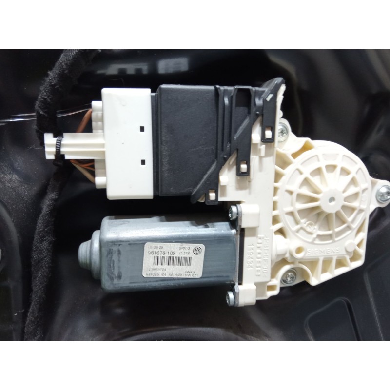 Recambio de elevalunas electrico trasero derecho para volkswagen passat b6 (3c2) 2.0 tdi 16v referencia OEM IAM 981678-108  