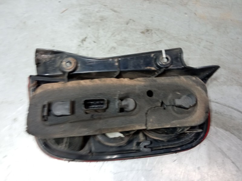 Recambio de piloto trasero izquierdo para nissan micra iii (k12) 1.2 16v referencia OEM IAM   