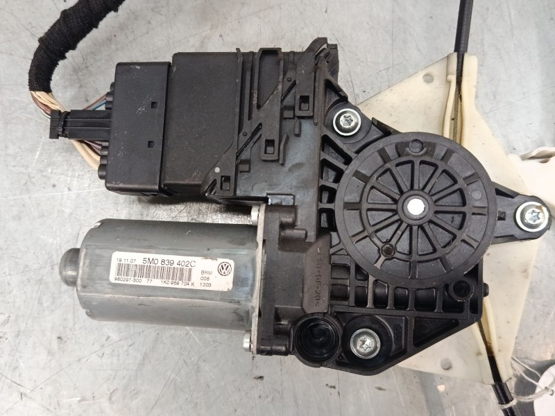 Recambio de elevalunas electrico trasero derecho para volkswagen golf plus v (5m1, 521) 1.9 tdi referencia OEM IAM 5M0839402C  