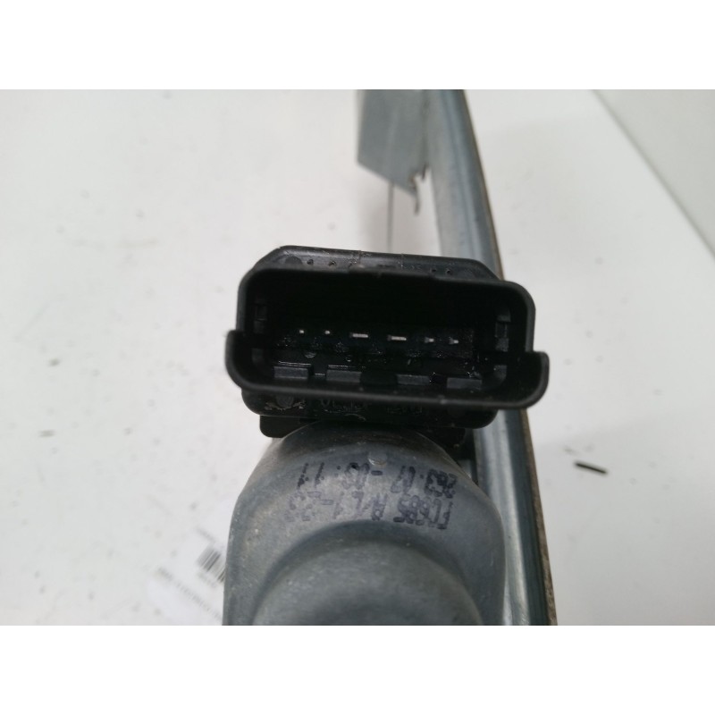 Recambio de elevalunas electrico trasero derecho para renault grand scénic ii (jm0/1_) 1.9 dci (jm14) referencia OEM IAM 440726 