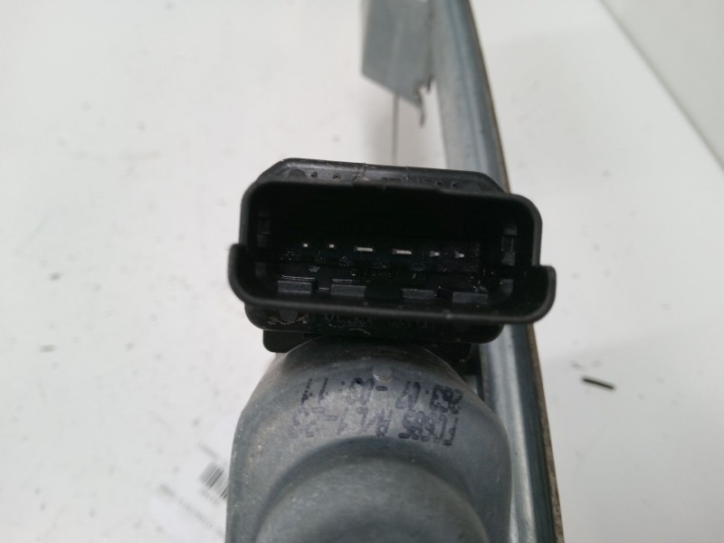 Recambio de elevalunas electrico trasero derecho para renault grand scénic ii (jm0/1_) 1.9 dci (jm14) referencia OEM IAM 440726 