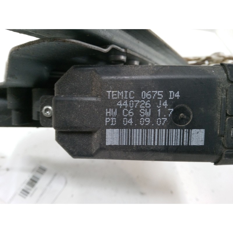 Recambio de elevalunas electrico trasero derecho para renault grand scénic ii (jm0/1_) 1.9 dci (jm14) referencia OEM IAM 440726 