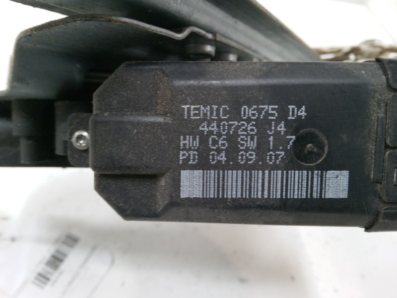 Recambio de elevalunas electrico trasero derecho para renault grand scénic ii (jm0/1_) 1.9 dci (jm14) referencia OEM IAM 440726 