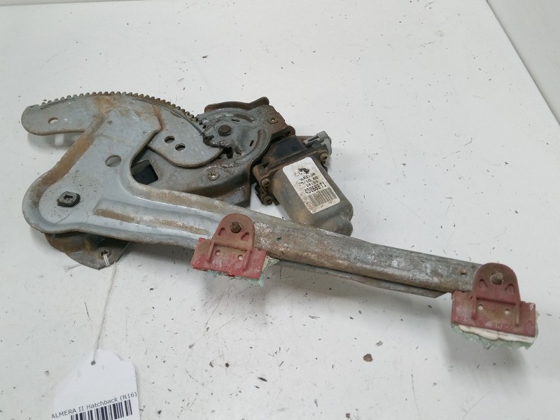 Recambio de elevalunas electrico trasero derecho para nissan almera ii hatchback (n16) 2.2 di referencia OEM IAM 400689T1  