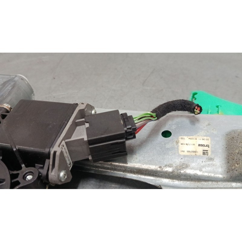 Recambio de elevalunas electrico trasero derecho para opel astra j (p10) 1.4 turbo (68) referencia OEM IAM 13350763  