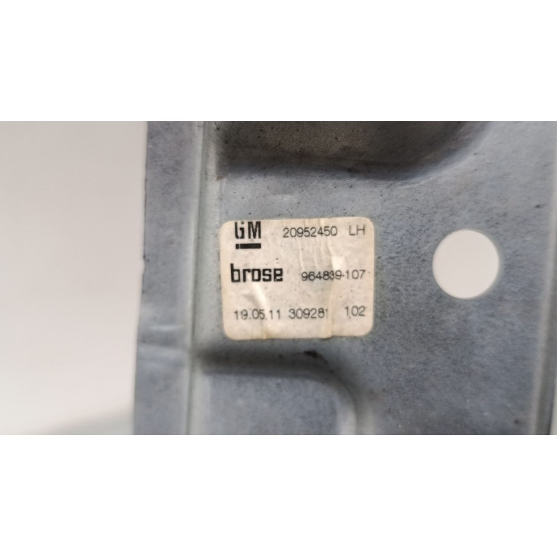 Recambio de elevalunas electrico trasero izquierdo para opel insignia a (g09) 2.0 cdti (68) referencia OEM IAM 20952450LH  