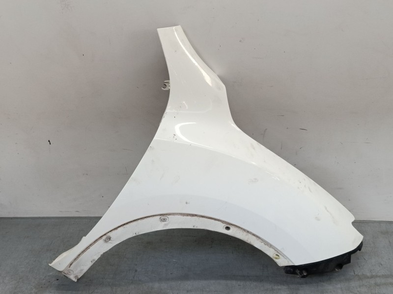 Recambio de aleta delantera derecha para nissan juke (f15) 1.2 dig-t referencia OEM IAM 41007374522  