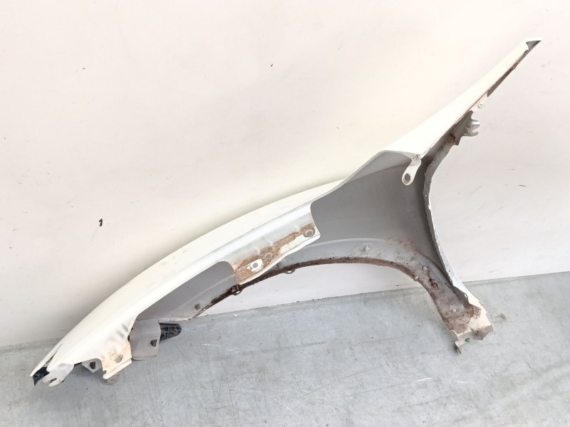 Recambio de aleta delantera derecha para nissan juke (f15) 1.2 dig-t referencia OEM IAM 41007374522  