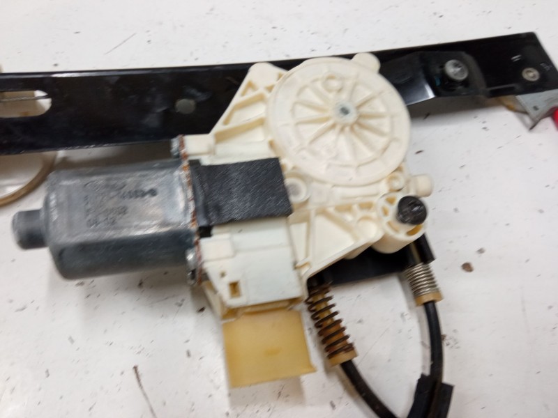 Recambio de elevalunas electrico trasero izquierdo para ford mondeo iv (ba7) 2.0 tdci referencia OEM IAM 6M2114553B  