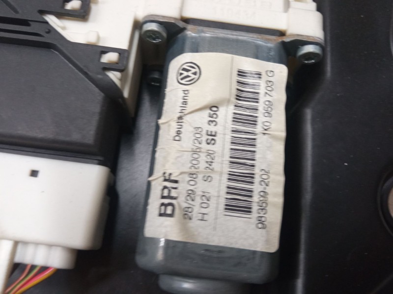 Recambio de elevalunas electrico trasero izquierdo para seat leon (1p1) 1.9 tdi referencia OEM IAM 3719  