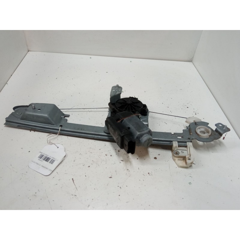 Recambio de elevalunas electrico trasero izquierdo para renault grand scénic ii (jm0/1_) 1.9 dci (jm14) referencia OEM IAM 44072