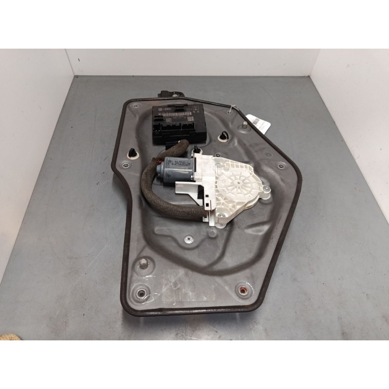 Recambio de elevalunas electrico trasero izquierdo para skoda superb ii (3t4) 2.0 tdi 16v referencia OEM IAM 8X0959795D  