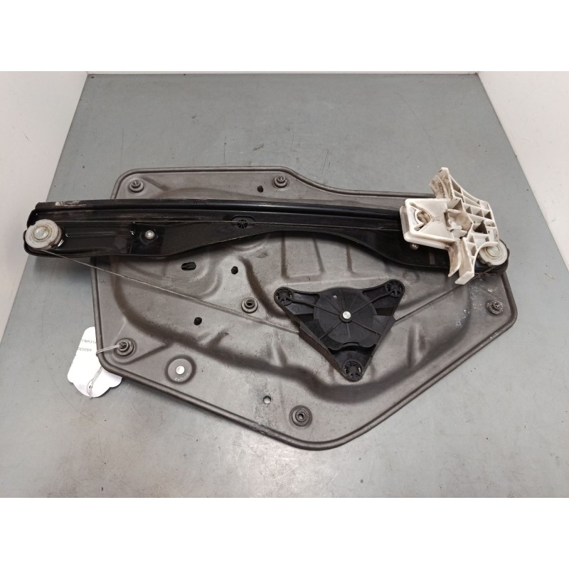 Recambio de elevalunas electrico trasero izquierdo para skoda superb ii (3t4) 2.0 tdi 16v referencia OEM IAM 8X0959795D  