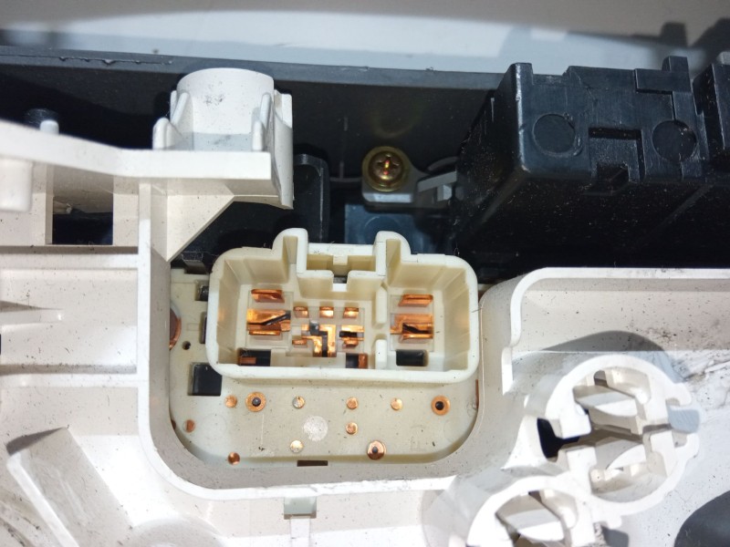 Recambio de mando calefaccion / a/a para toyota yaris (_p1_) 1.3 (ncp10_, scp12_) referencia OEM IAM 758277  