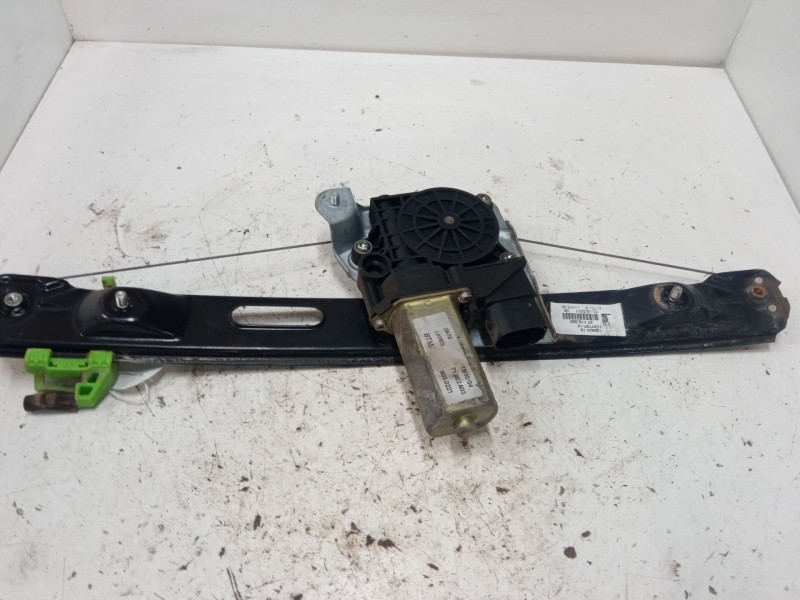 Recambio de elevalunas electrico trasero izquierdo para bmw 1 (e87) 118 d referencia OEM IAM 7067797-15  
