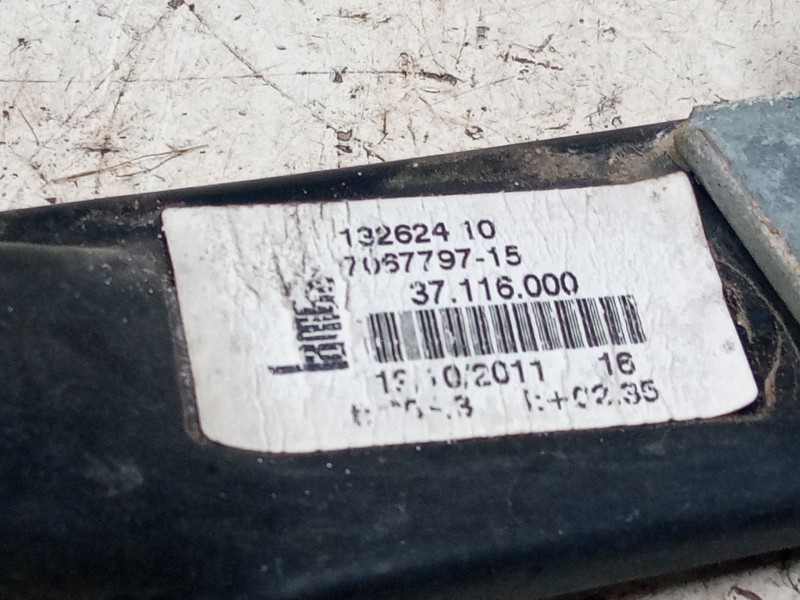 Recambio de elevalunas electrico trasero izquierdo para bmw 1 (e87) 118 d referencia OEM IAM 7067797-15  