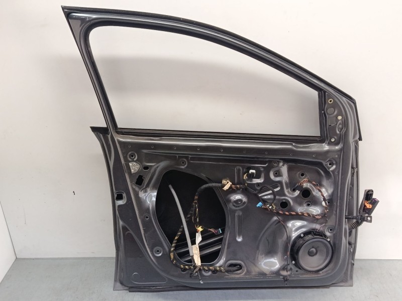 Recambio de puerta delantera izquierda para volkswagen polo v (6r1, 6c1) 1.2 tdi referencia OEM IAM 2G4831051P  