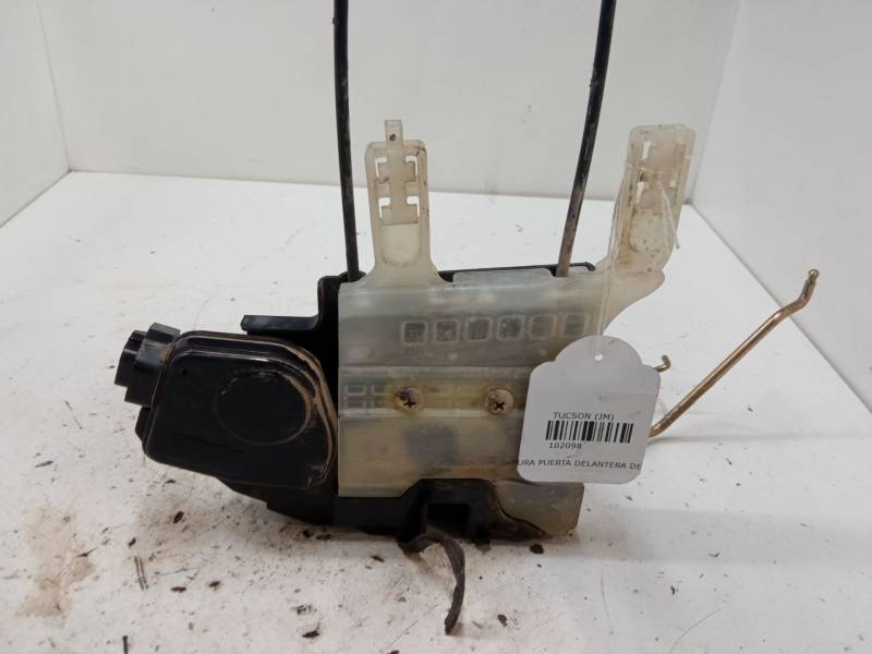 CERRADURA PUERTA DELANTERA DERECHA 