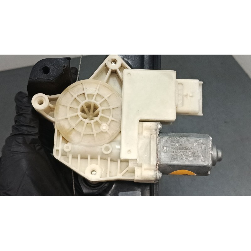 Recambio de elevalunas electrico trasero izquierdo para citroën c4 picasso ii 1.6 hdi 90 referencia OEM IAM 9676172480  